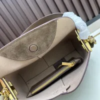 $105.00 USD TOD'S AAA Quality Messenger Bags For Women #1399040