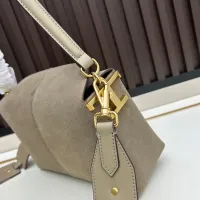 $105.00 USD TOD'S AAA Quality Messenger Bags For Women #1399041