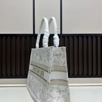 $96.00 USD Christian Dior AAA Quality Handbags For Women #1399119