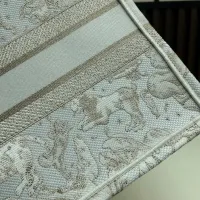 $96.00 USD Christian Dior AAA Quality Handbags For Women #1399119