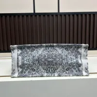 $96.00 USD Christian Dior AAA Quality Handbags For Women #1399120