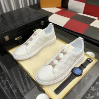 $85.00 USD Louis Vuitton Casual Shoes For Men #1399900