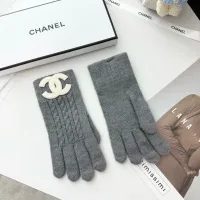 $38.00 USD Chanel Gloves #1401356