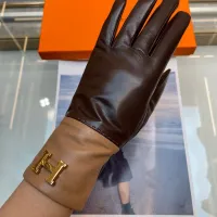 $60.00 USD Hermes Gloves For Women #1401365