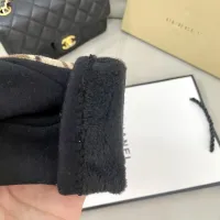 $34.00 USD Burberry Gloves #1401366