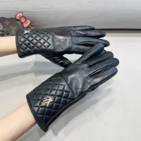 $45.00 USD Louis Vuitton LV Gloves For Women #1401383