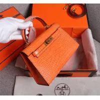 $92.00 USD Hermes AAA Quality Handbags For Women #1401404