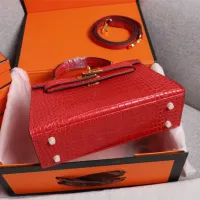 $92.00 USD Hermes AAA Quality Handbags For Women #1401408