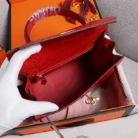 $98.00 USD Hermes AAA Quality Handbags For Women #1401409