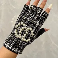$48.00 USD Chanel Gloves For Women #1401410