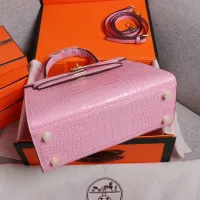 $98.00 USD Hermes AAA Quality Handbags For Women #1401417