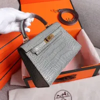 $92.00 USD Hermes AAA Quality Handbags For Women #1401425