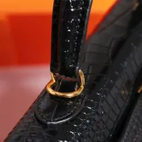 $98.00 USD Hermes AAA Quality Handbags For Women #1401435