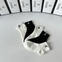 $29.00 USD Chanel Socks #1401609