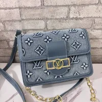 $42.00 USD Louis Vuitton Messenger Bags For Women #1402077