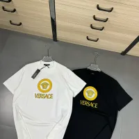 $32.00 USD Versace T-Shirts Short Sleeved For Unisex #1402147