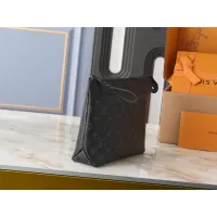 $45.00 USD Louis Vuitton LV Toilet Pouches #1402817