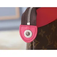 $45.00 USD Louis Vuitton LV Toilet Pouches #1402832