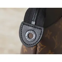 $45.00 USD Louis Vuitton LV Toilet Pouches #1402837