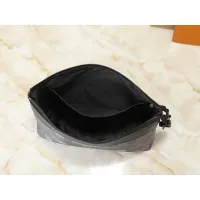 $45.00 USD Louis Vuitton LV Toilet Pouches #1402845