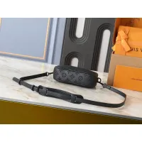 $48.00 USD Louis Vuitton Messenger Bags For Women #1402862