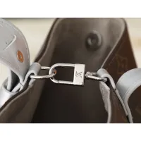 $52.00 USD Louis Vuitton Messenger Bags For Women #1402864