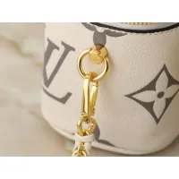 $56.00 USD Louis Vuitton Messenger Bags For Women #1402876