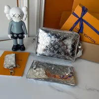 $72.00 USD Louis Vuitton AAA Quality Messenger Bags For Women #1403206