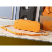 $82.00 USD Louis Vuitton AAA Quality Handbags For Women #1403227