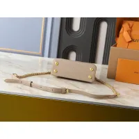 $80.00 USD Louis Vuitton AAA Quality Handbags For Women #1403228