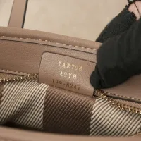 $85.00 USD Fendi AAA Quality Handbags For Women #1403403