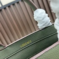 $108.00 USD Versace AAA Quality Handbags For Women #1403418