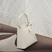 $102.00 USD Christian Dior AAA Quality Handbags For Women #1404569