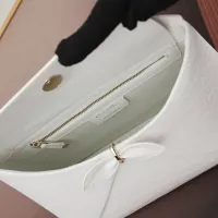 $102.00 USD Christian Dior AAA Quality Handbags For Women #1404571