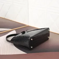 $102.00 USD Christian Dior AAA Quality Handbags For Women #1404578