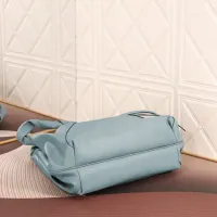 $122.00 USD Fendi AAA Quality Handbags For Women #1404614