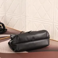 $122.00 USD Fendi AAA Quality Handbags For Women #1404616