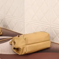 $122.00 USD Fendi AAA Quality Handbags For Women #1404617