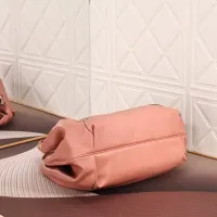 $122.00 USD Fendi AAA Quality Handbags For Women #1404619