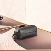 $102.00 USD Fendi AAA Quality Handbags For Women #1404677