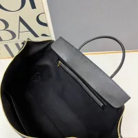 $102.00 USD Celine AAA Quality Handbags For Women #1404690