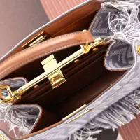 $102.00 USD Fendi AAA Quality Messenger Bags For Women #1404712