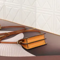 $125.00 USD Fendi AAA Quality Messenger Bags For Women #1404718