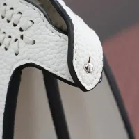 $125.00 USD Fendi AAA Quality Messenger Bags For Women #1404722