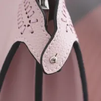 $125.00 USD Fendi AAA Quality Messenger Bags For Women #1404727