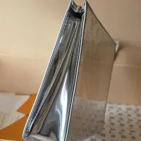 $98.00 USD Louis Vuitton AAA Quality Daily Pouches #1404781