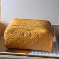 $140.00 USD Louis Vuitton AAA Quality Cosmetic Pouches #1404792