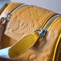 $140.00 USD Louis Vuitton AAA Quality Cosmetic Pouches #1404792