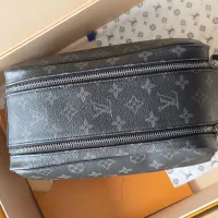 $102.00 USD Louis Vuitton AAA Quality Cosmetic Pouches #1404794