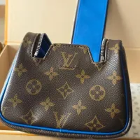 $102.00 USD Louis Vuitton AAA Quality Cosmetic Pouches #1404797
